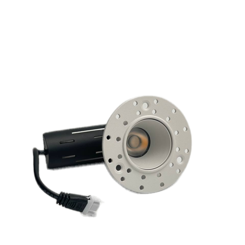 چراغ اسپات فریملس